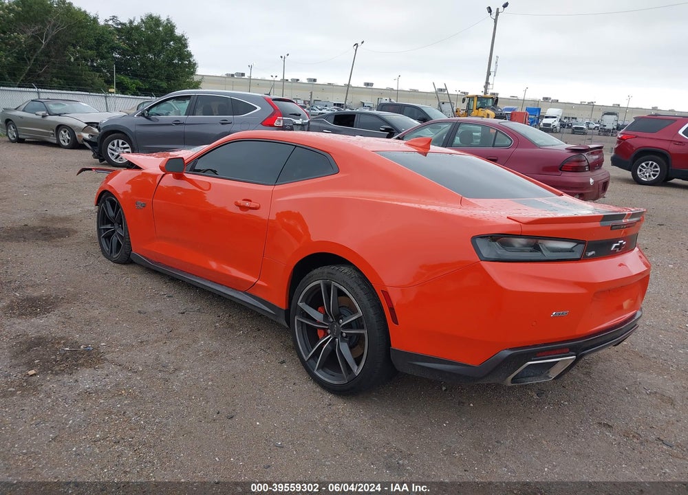 2018 CHEVROLET CAMARO 2SS VIN: 1G1FH1R78J0162722