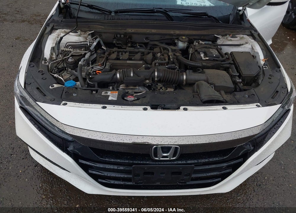 2018 HONDA ACCORD VIN: 1HGCV1F33JA208053