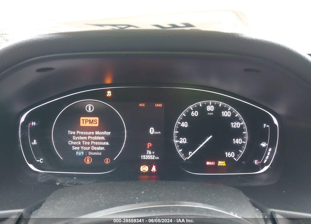 2018 HONDA ACCORD VIN: 1HGCV1F33JA208053