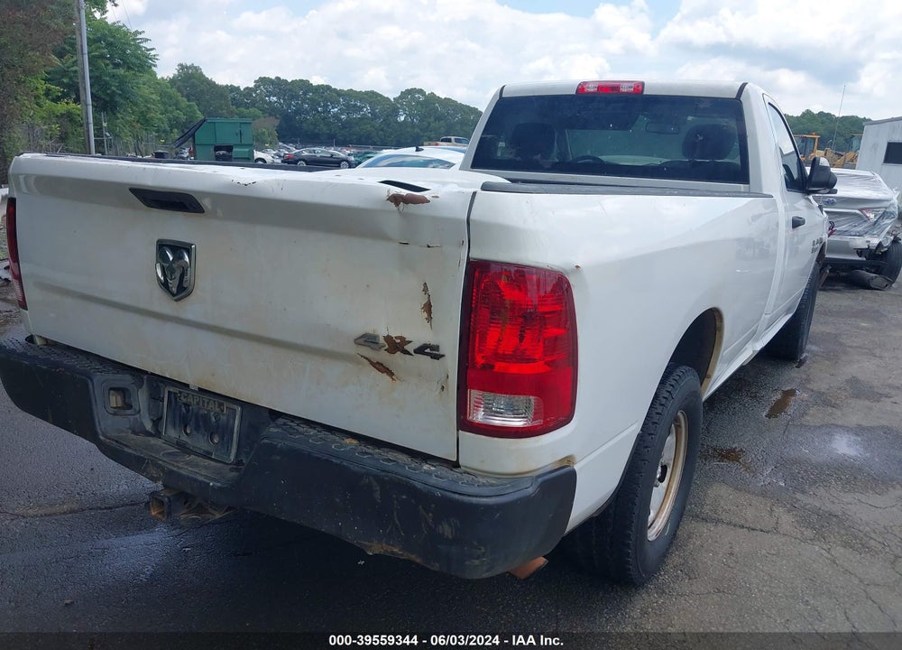 2015 RAM 1500 TRADESMAN VIN: 3C6JR7DT9FG652182