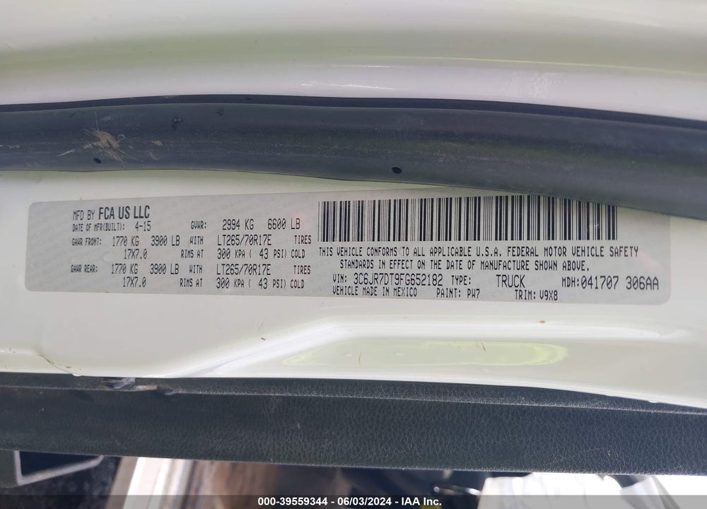 2015 RAM 1500 TRADESMAN VIN: 3C6JR7DT9FG652182