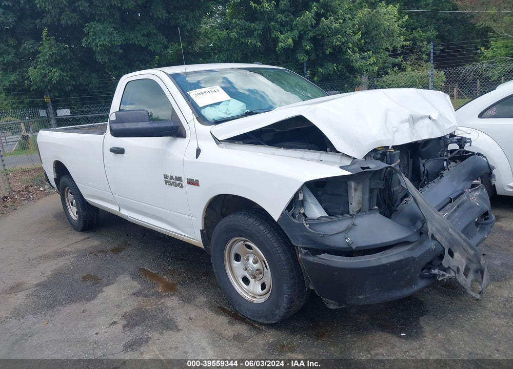 2015 RAM 1500 TRADESMAN VIN: 3C6JR7DT9FG652182
