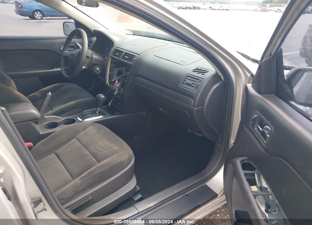 2008 FORD FUSION VIN: 3FAHP071X8R194633