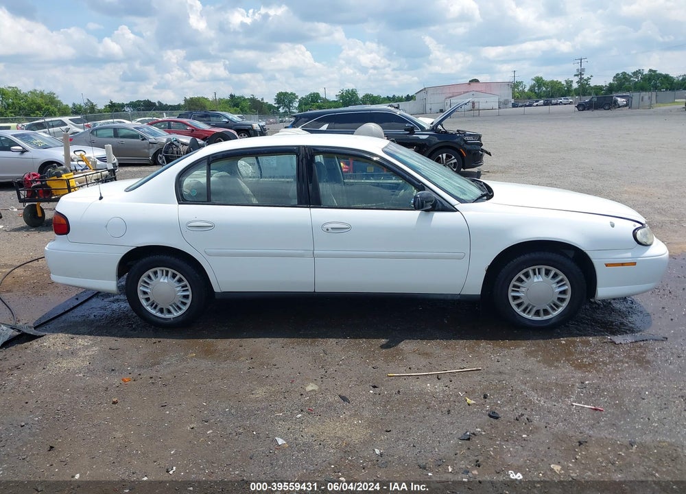 2002 CHEVROLET MALIBU VIN: 1G1ND52J82M647005