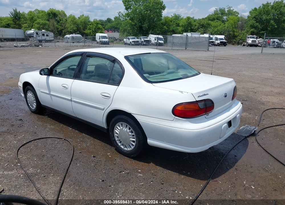 2002 CHEVROLET MALIBU VIN: 1G1ND52J82M647005