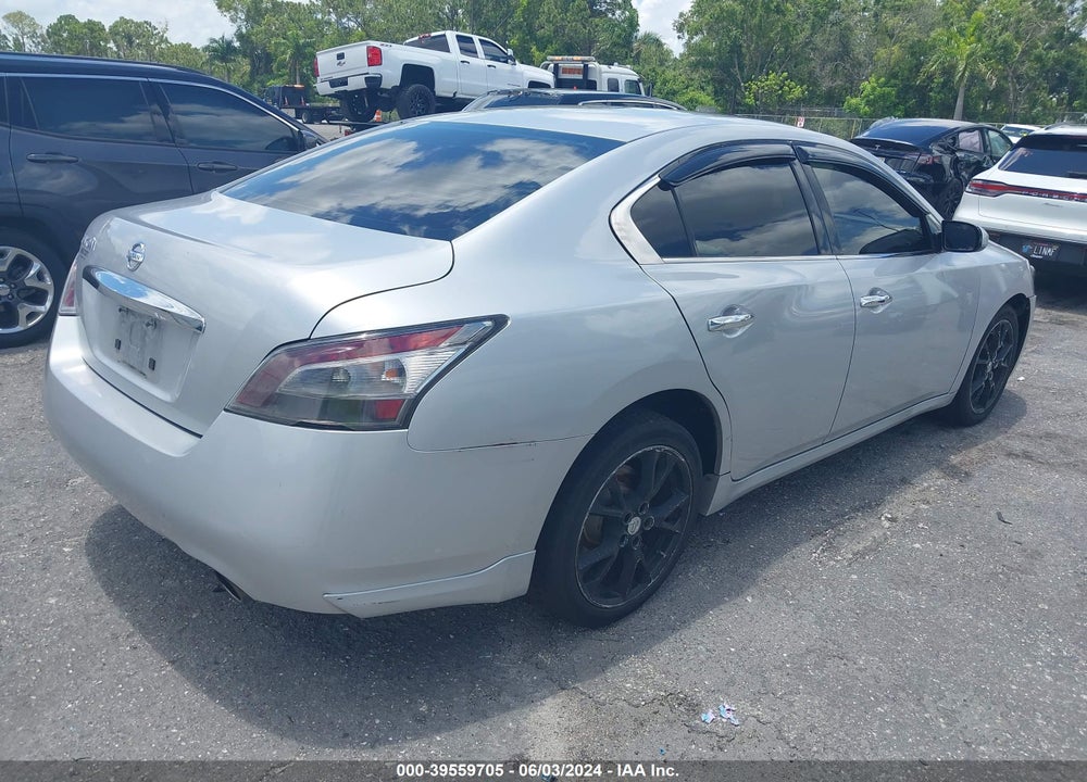 2013 NISSAN MAXIMA 3.5 S VIN: 1N4AA5APXDC843885