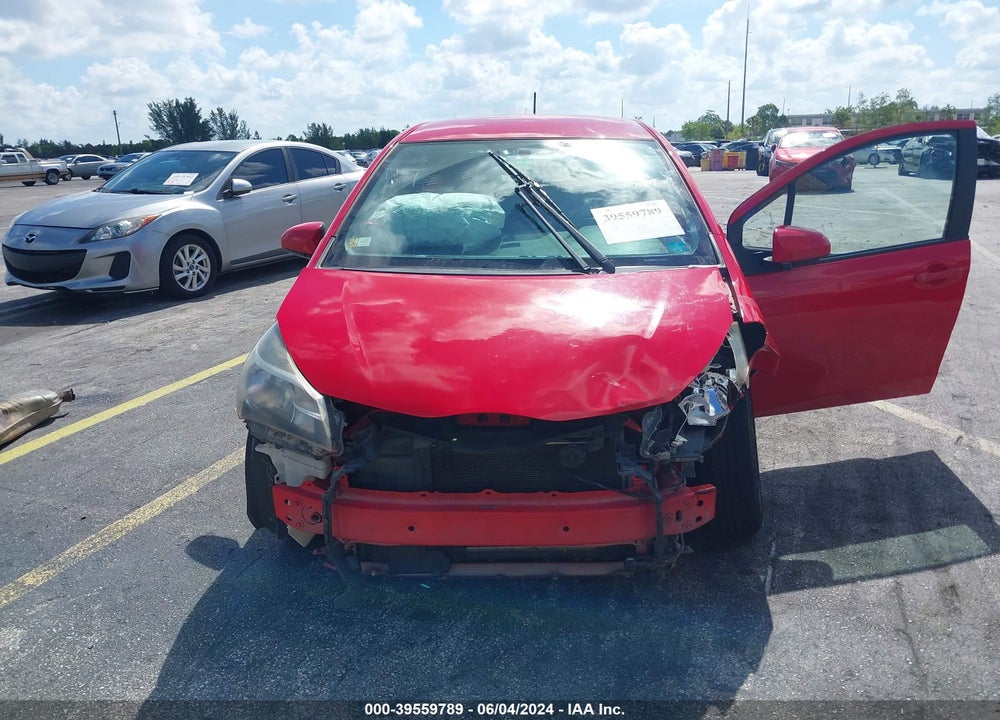 2015 TOYOTA YARIS VIN: VNKKTUD31FA048385