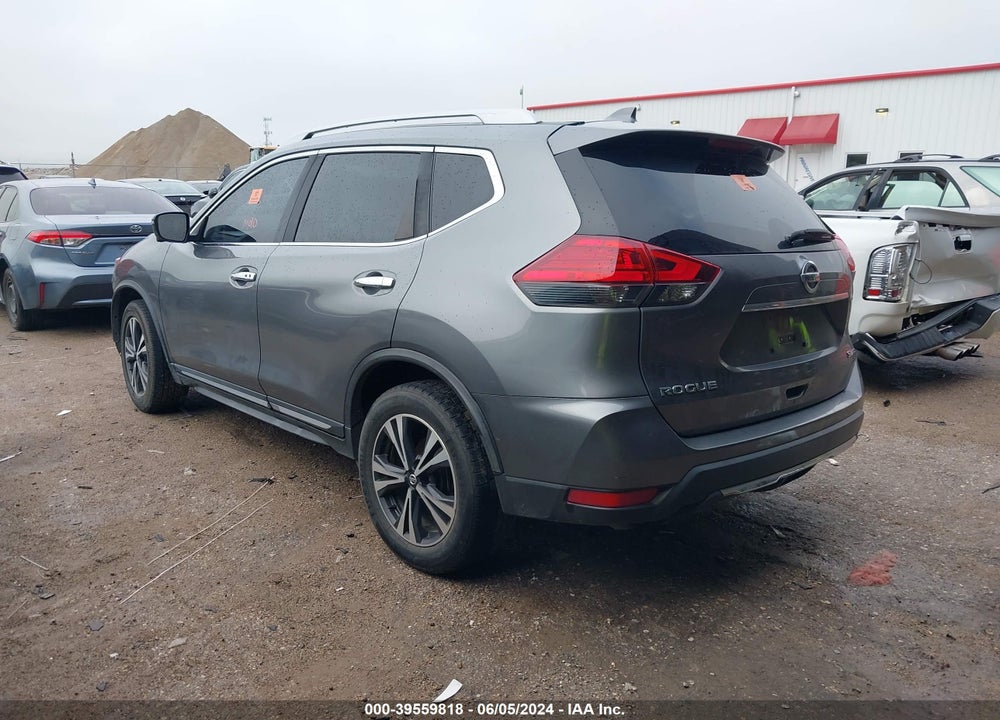 2017 NISSAN ROGUE SL VIN: JN8AT2MV2HW022771