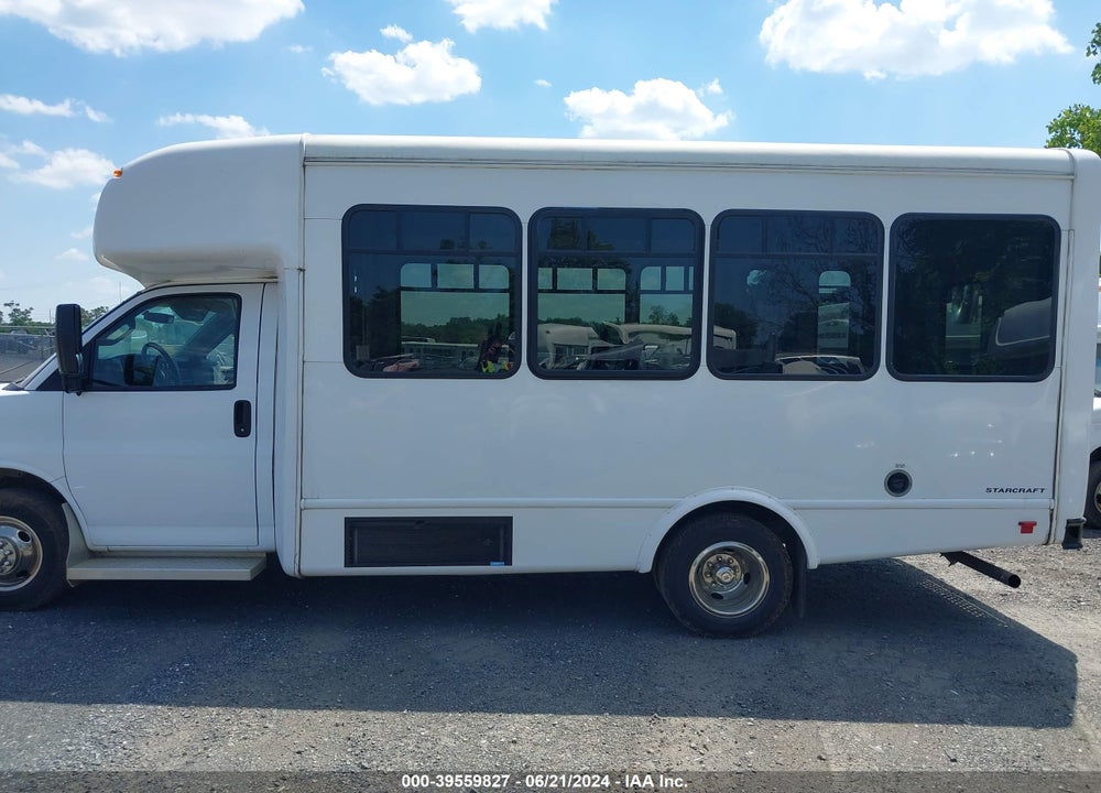 2017 CHEVROLET EXPRESS CUTAWAY 4500 SERIES VIN: 1HA6GUBG8HN009272