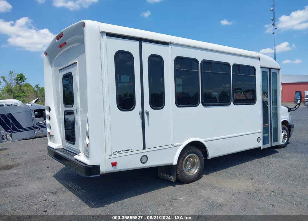 2017 CHEVROLET EXPRESS CUTAWAY 4500 SERIES VIN: 1HA6GUBG8HN009272