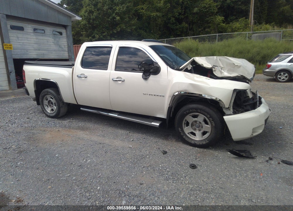 2013 CHEVROLET SILVERADO 1500 LTZ VIN: 3GCPKTE72DG184472