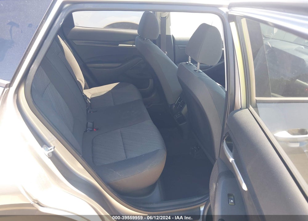 2024 KIA SELTOS LX VIN: KNDEPCAA2R7551092