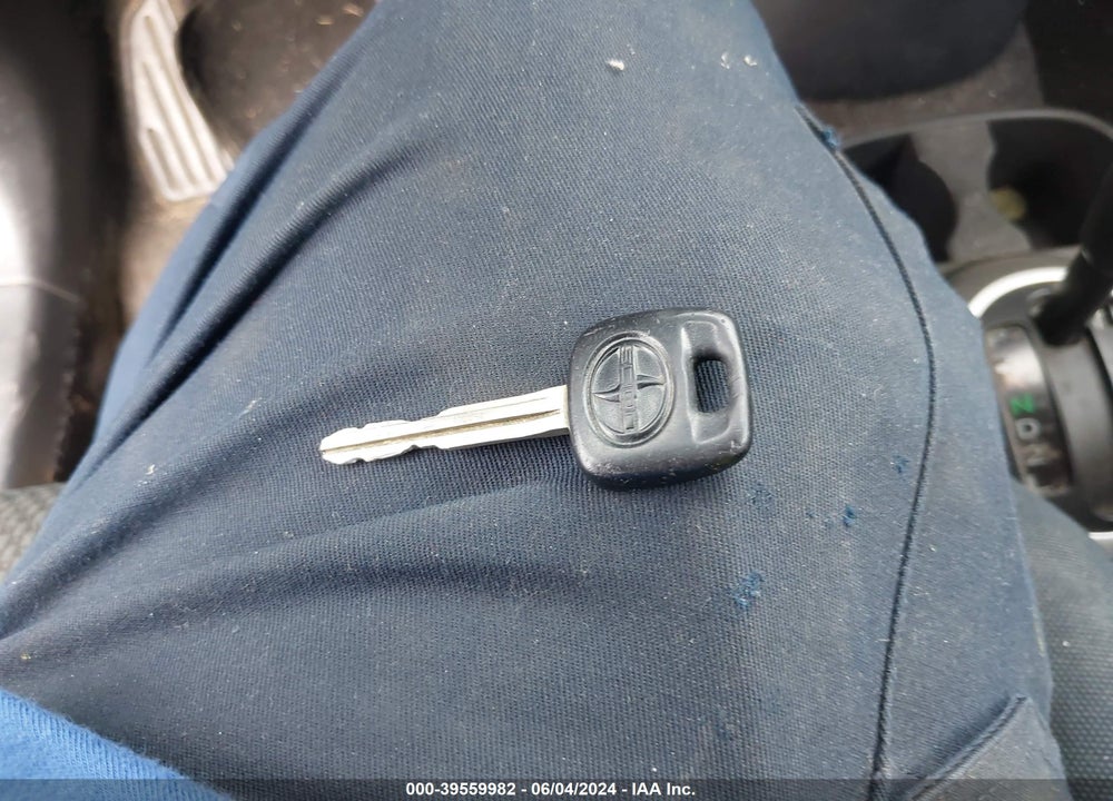 2006 SCION XB VIN: JTLKT324664102037