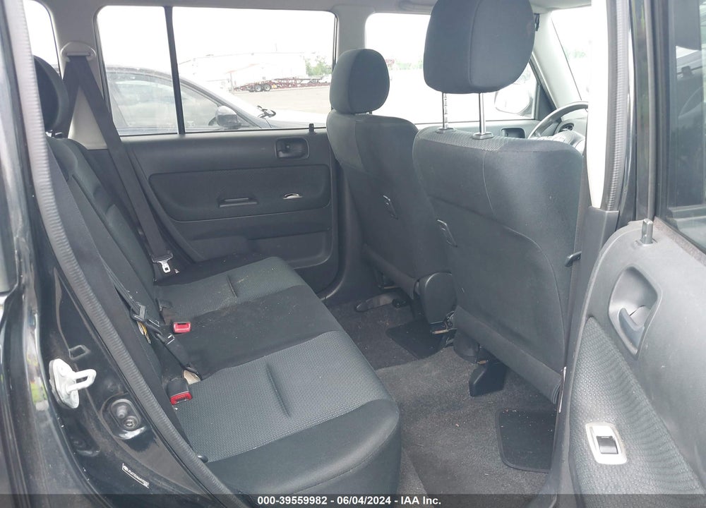2006 SCION XB VIN: JTLKT324664102037