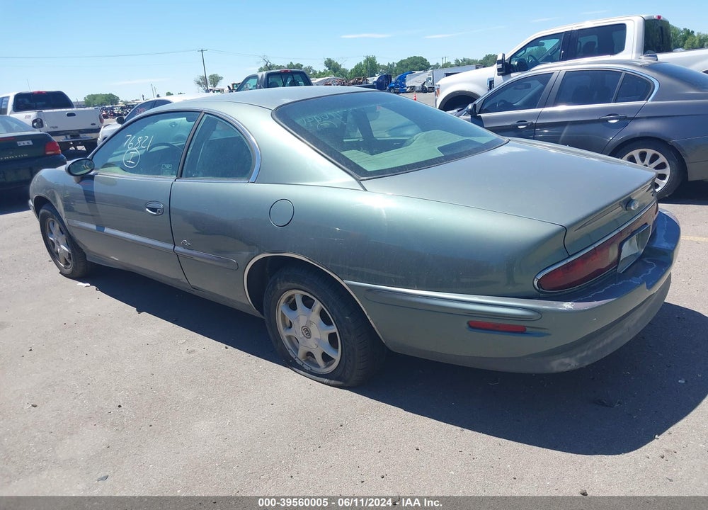 1998 BUICK RIVIERA VIN: 1G4GD2211W4703205