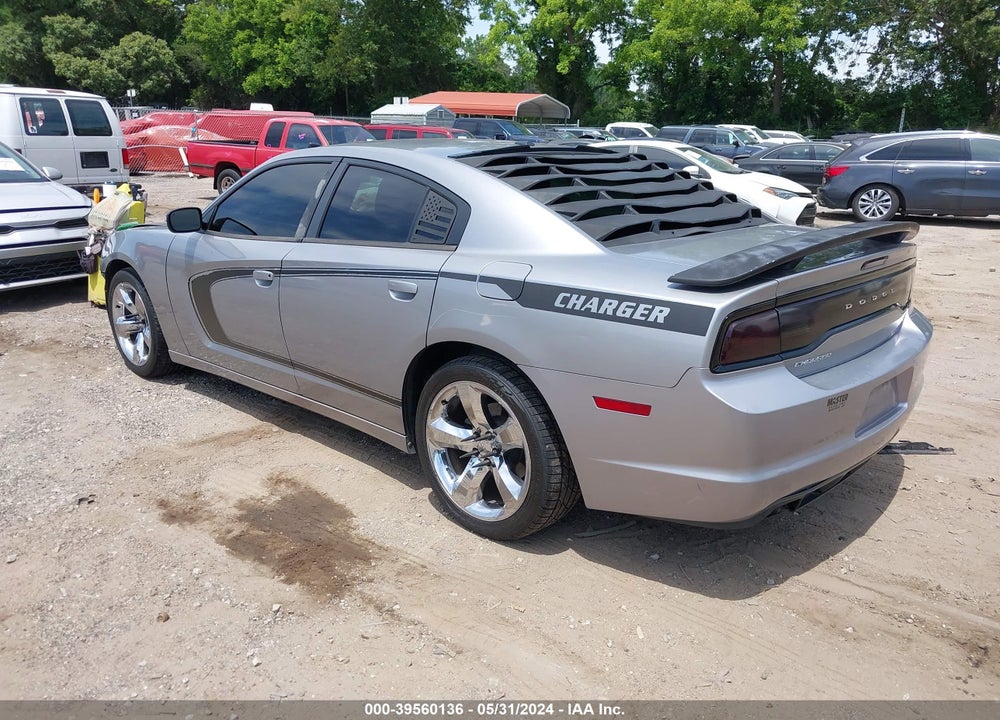 2011 DODGE CHARGER VIN: 2B3CL3CG4BH520510