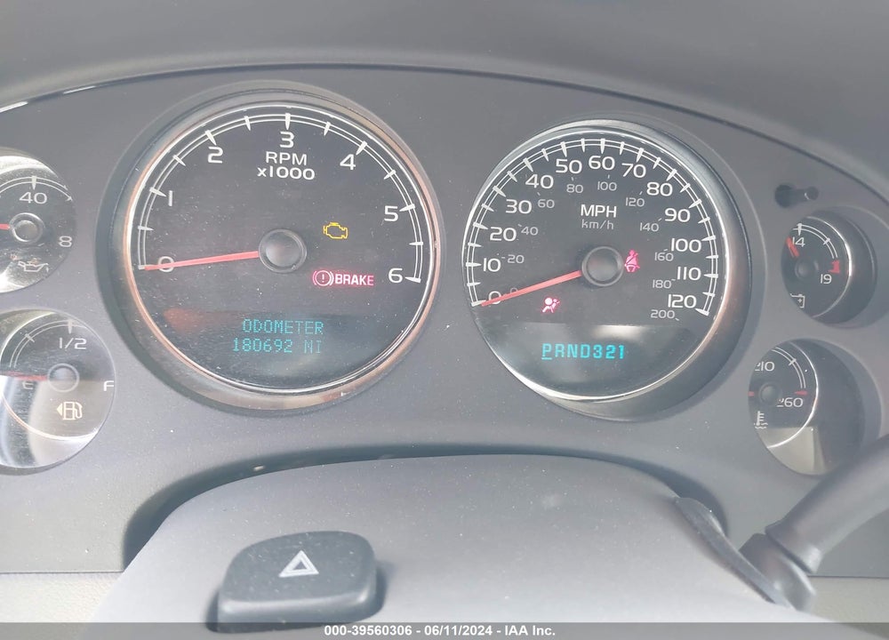 2007 CHEVROLET TAHOE LT VIN: 1GNFK13027R205791