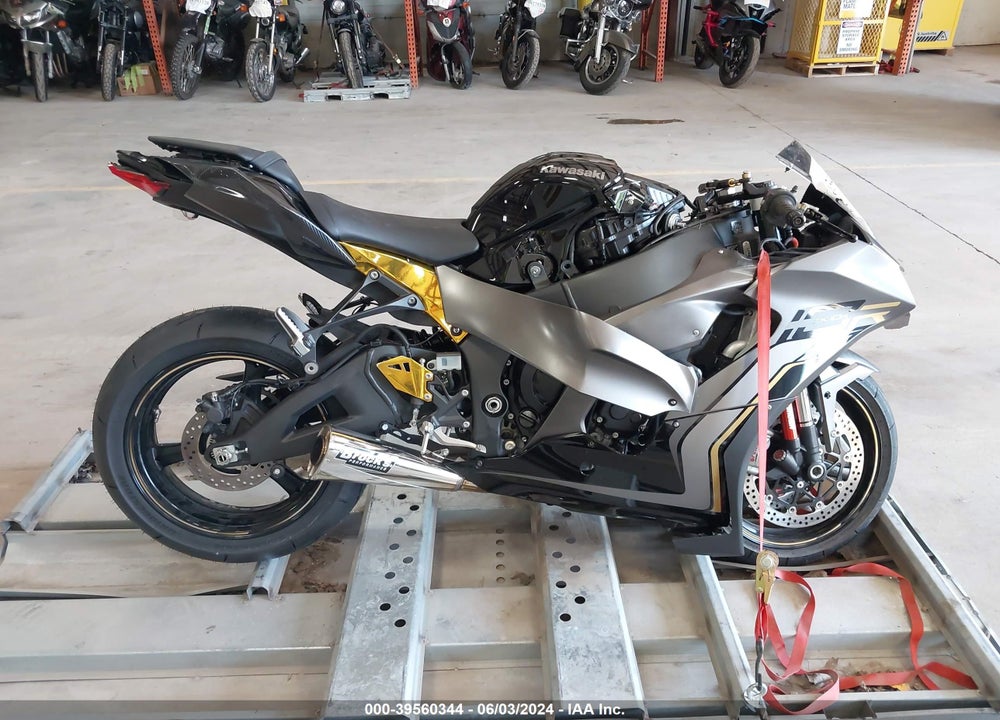 2023 KAWASAKI ZX1002 M VIN: JKBZXVM18PA004729