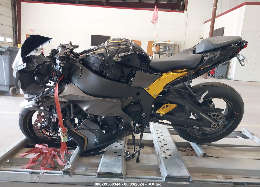 2023 KAWASAKI ZX1002 M VIN: JKBZXVM18PA004729