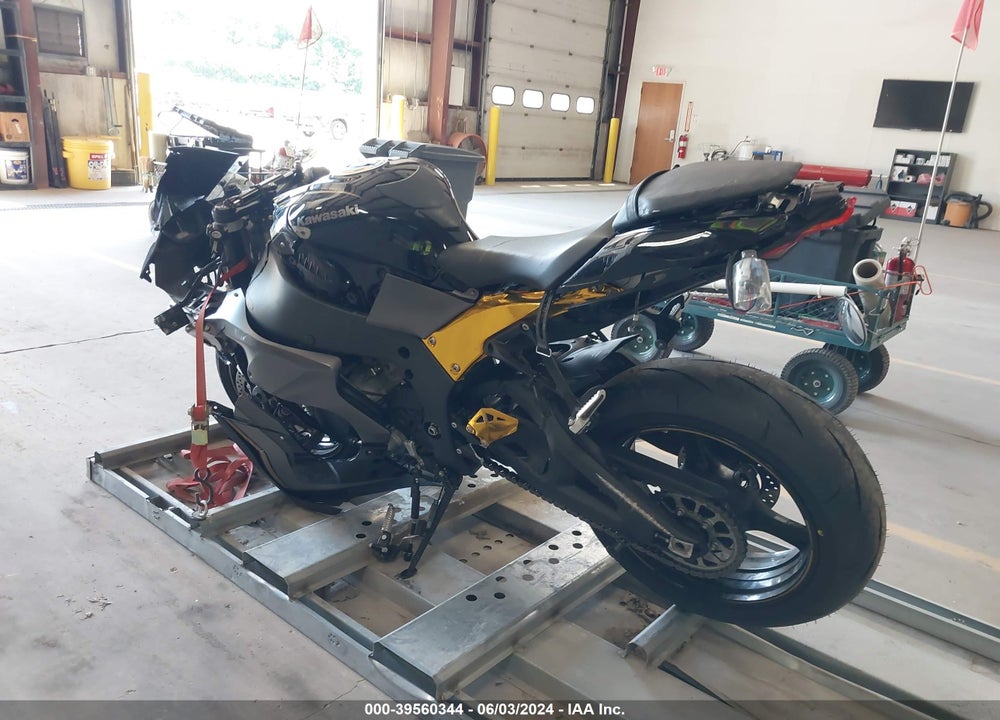 2023 KAWASAKI ZX1002 M VIN: JKBZXVM18PA004729