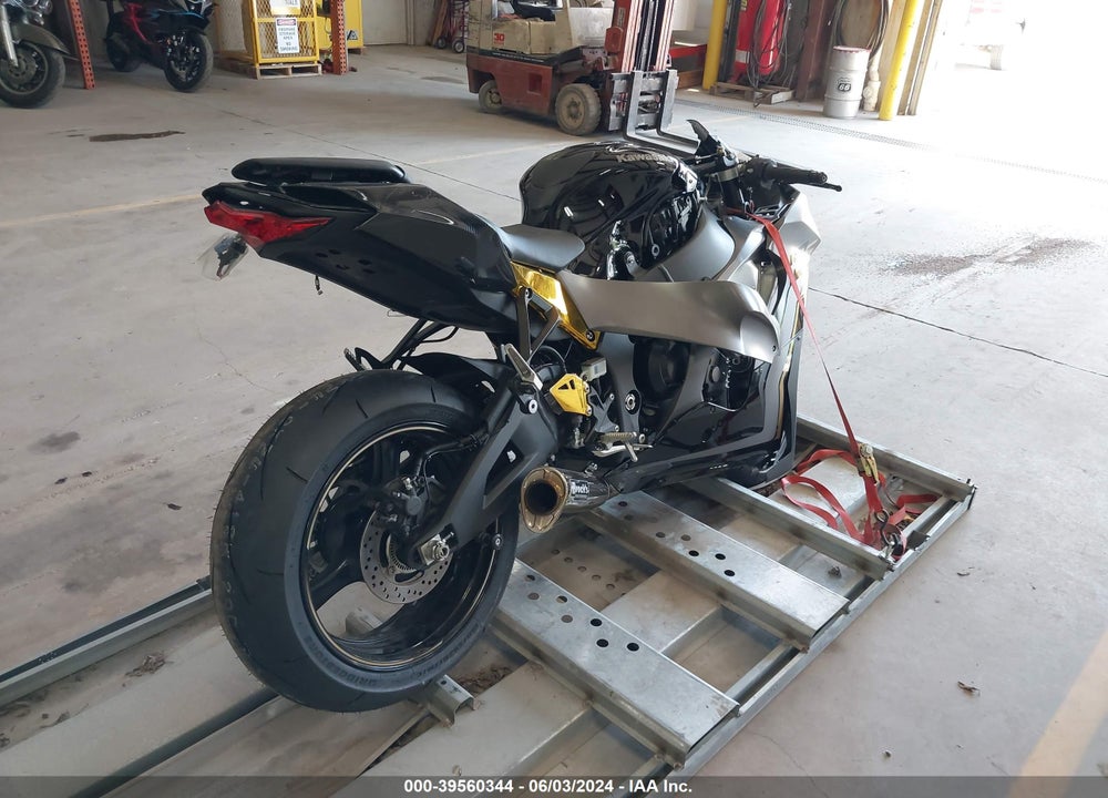 2023 KAWASAKI ZX1002 M VIN: JKBZXVM18PA004729