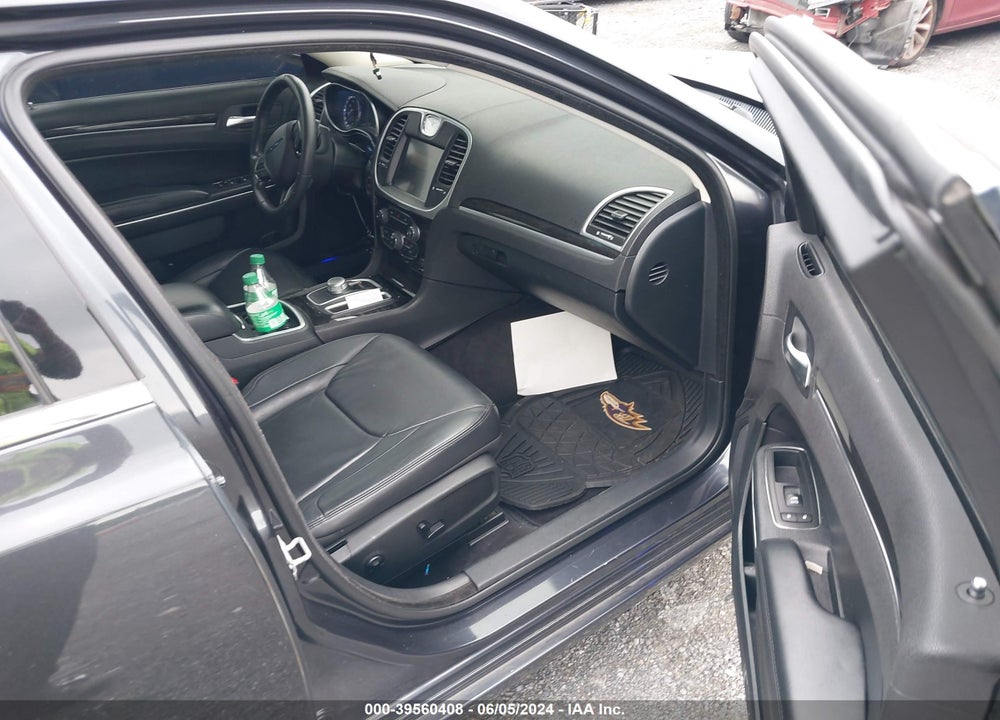 2015 CHRYSLER 300 LIMITED VIN: 2C3CCAAG3FH756517