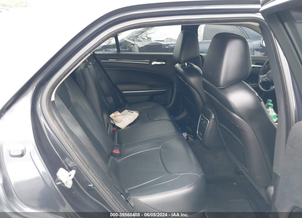 2015 CHRYSLER 300 LIMITED VIN: 2C3CCAAG3FH756517