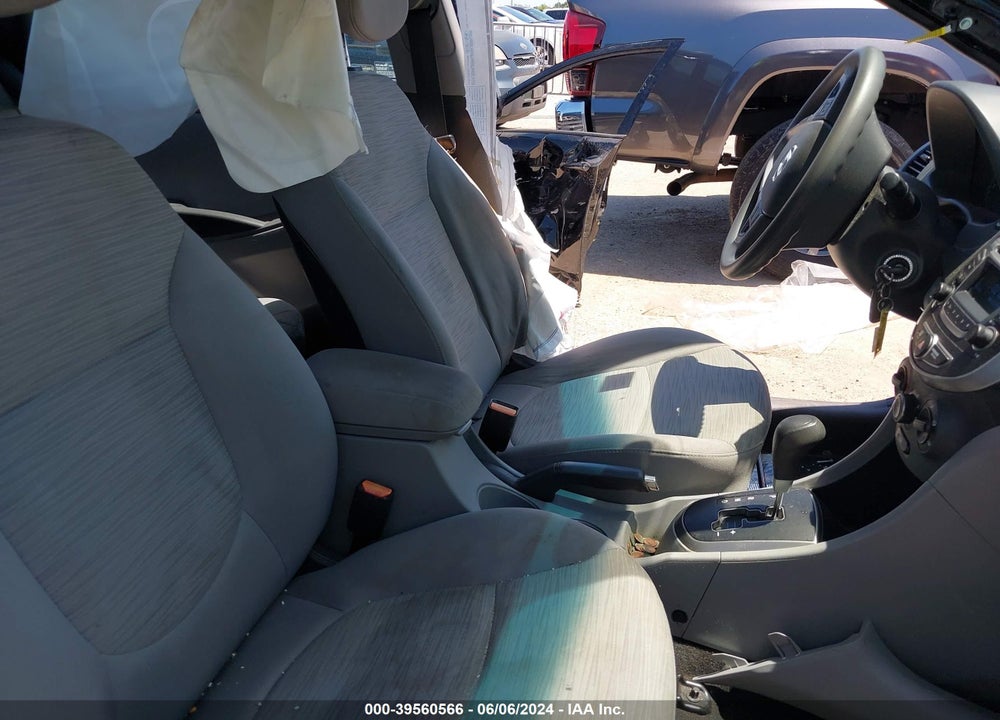 2017 HYUNDAI ACCENT VALUE EDITION VIN: KMHCT4AE5HU320601