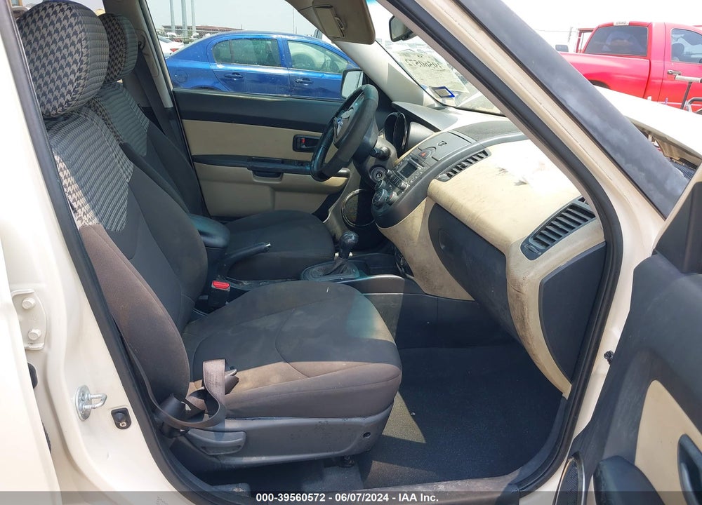 2011 KIA SOUL VIN: KNDJT2A29B7713996
