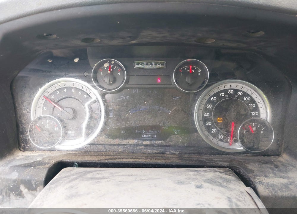 2013 RAM 1500 SLT VIN: 1C6RR7GP7DS639602