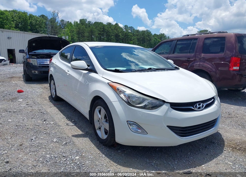 2013 HYUNDAI ELANTRA GLS VIN: 5NPDH4AE9DH389113