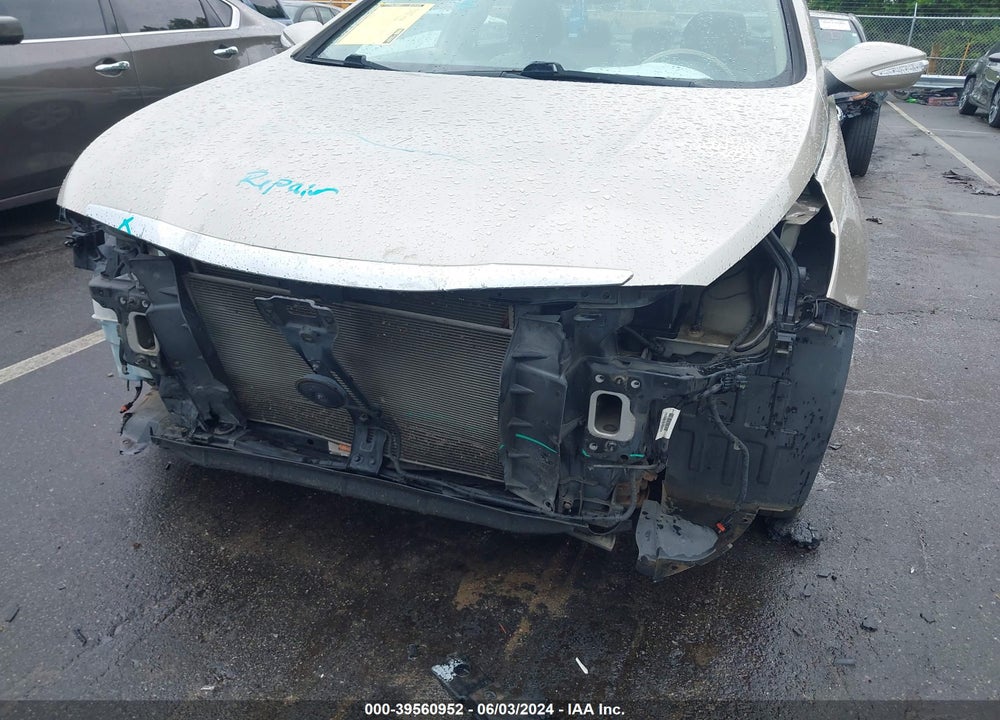 2011 HYUNDAI SONATA LIMITED VIN: 5NPEC4AC5BH040903