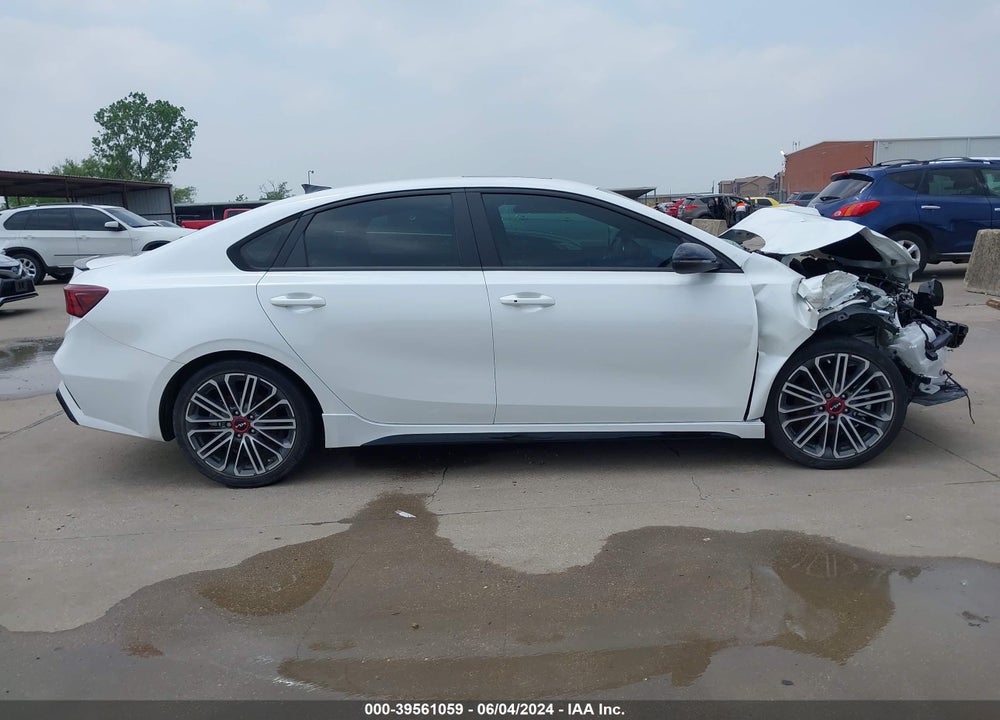 2023 KIA FORTE GT VIN: 3KPF44AC3PE524260