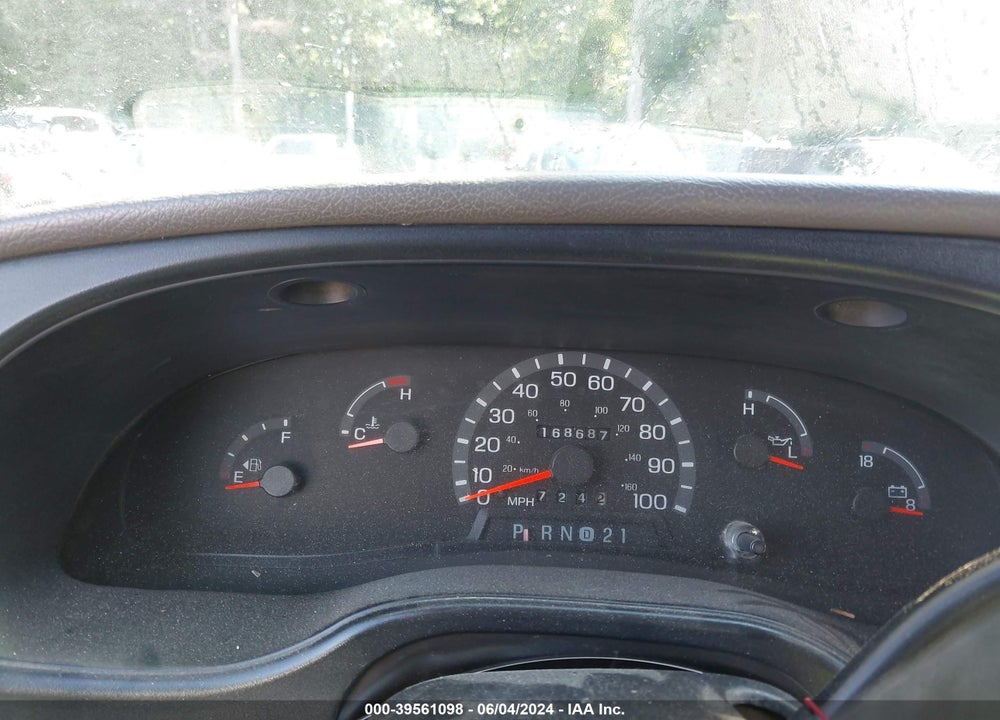 2002 FORD E-250 COMMERCIAL/RECREATIONAL VIN: 1FTNE24L72HB15707