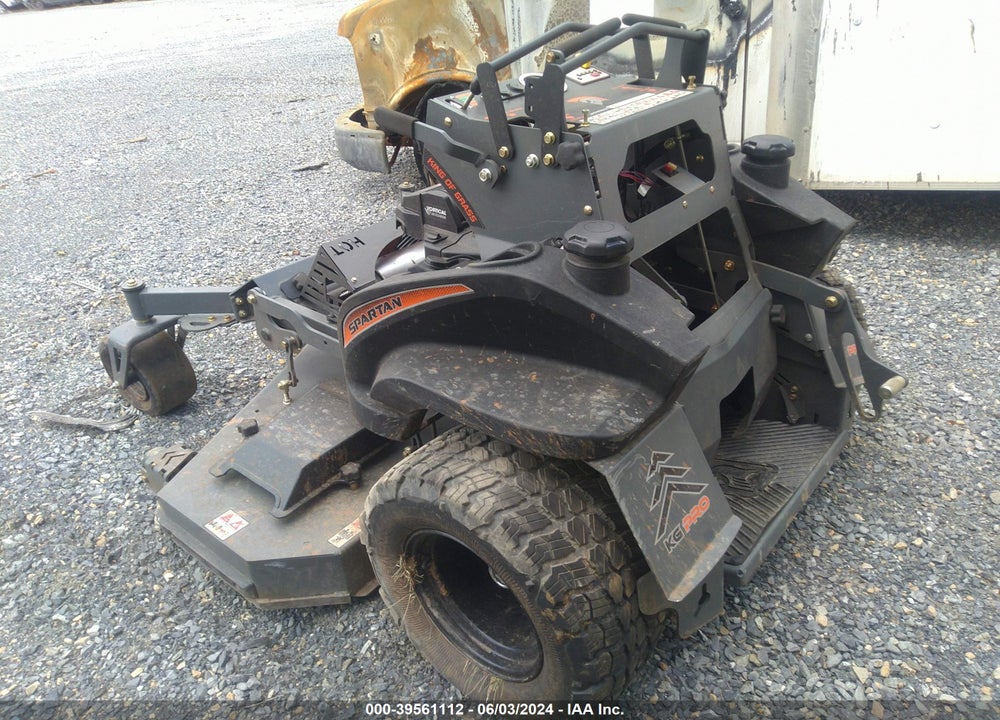 2023 SPARTAN RIDING LAWNMOWER KG-PRO KAWASAKI FT730V 24 HP VIN: 161730KT8PB139030