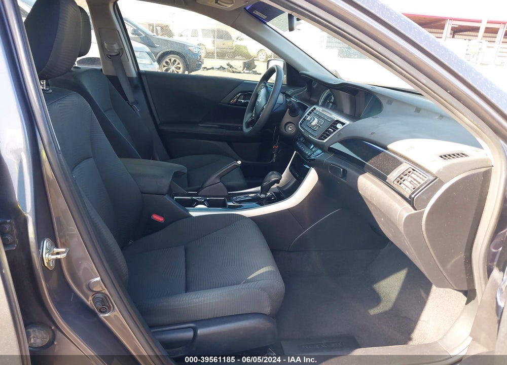 2017 HONDA ACCORD LX VIN: 1HGCR2F33HA079364