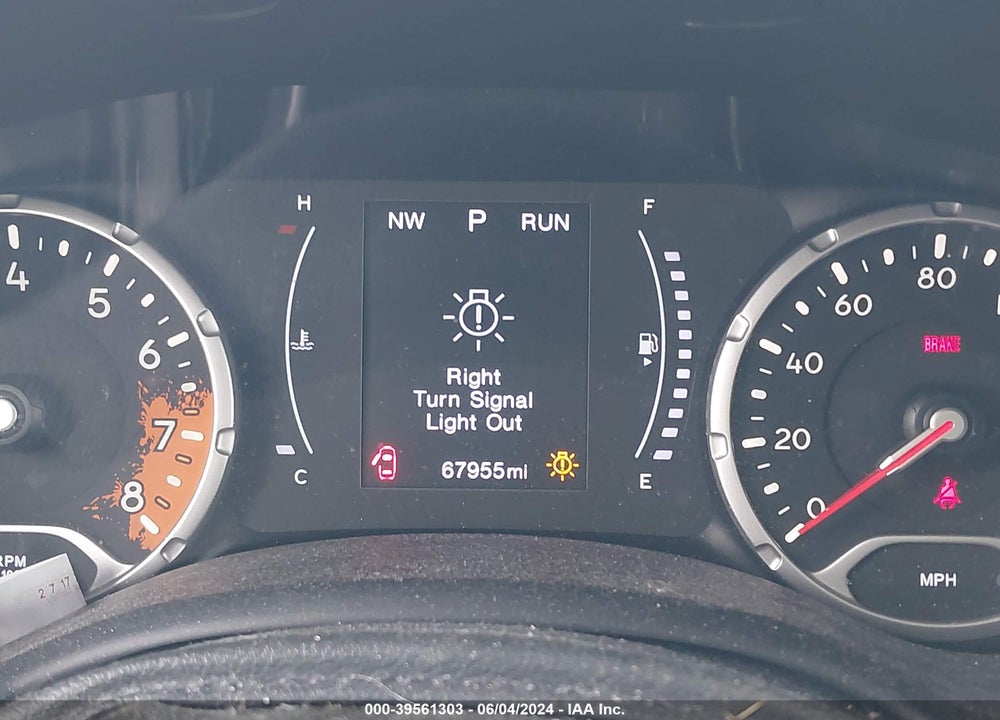 2018 JEEP RENEGADE LATITUDE FWD VIN: ZACCJABB5JPH26057
