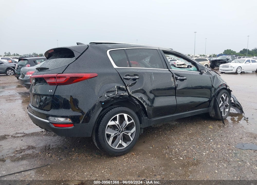 2021 KIA SPORTAGE EX VIN: KNDPN3AC2M7889911