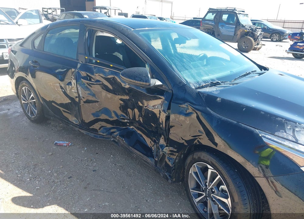 2024 KIA FORTE LXS VIN: 3KPF24AD9RE735013