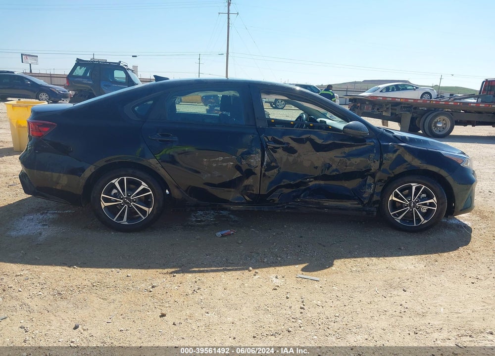 2024 KIA FORTE LXS VIN: 3KPF24AD9RE735013