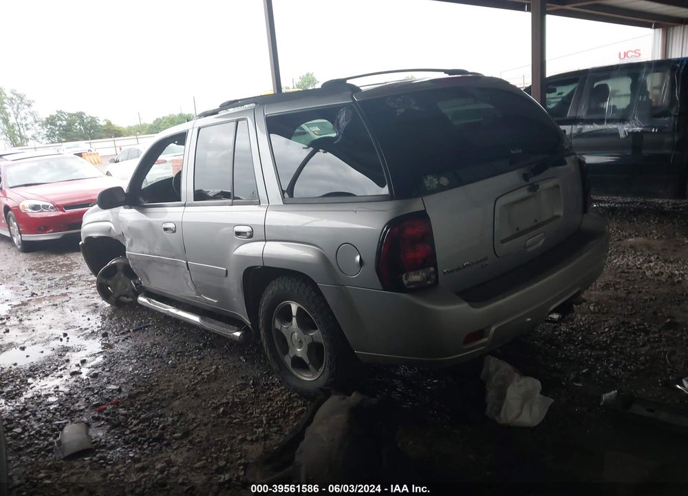2008 CHEVROLET TRAILBLAZER LT VIN: 1GNDS13S982130722