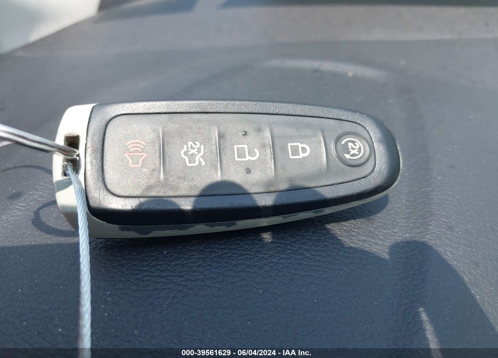 2016 FORD ESCAPE TITANIUM VIN: 1FMCU0JX6GUB16704