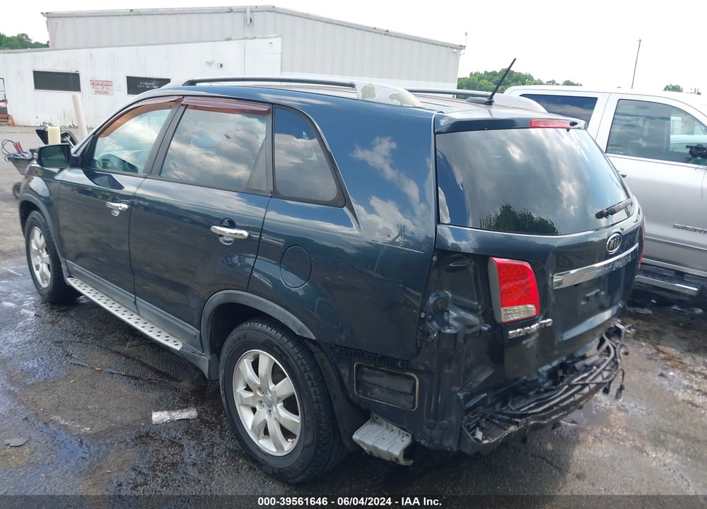2012 KIA SORENTO LX VIN: 5XYKT3A67CG290238