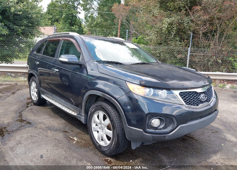 2012 KIA SORENTO LX VIN: 5XYKT3A67CG290238