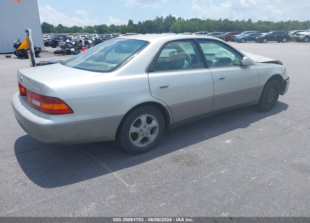 1998 LEXUS ES 300 VIN: JT8BF28G5W5035745