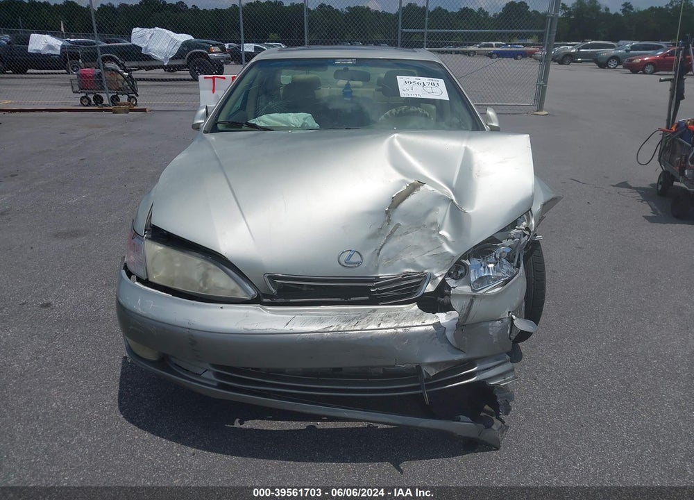 1998 LEXUS ES 300 VIN: JT8BF28G5W5035745