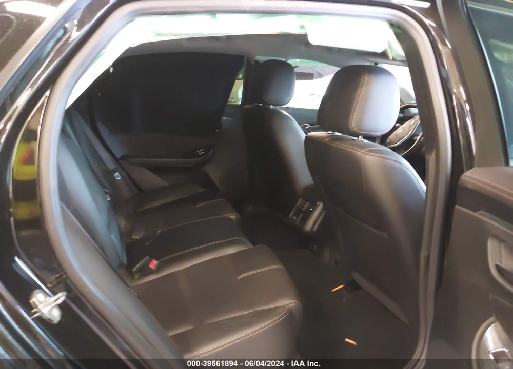 2018 CHEVROLET IMPALA 1LT VIN: 2G1105S33J9105950