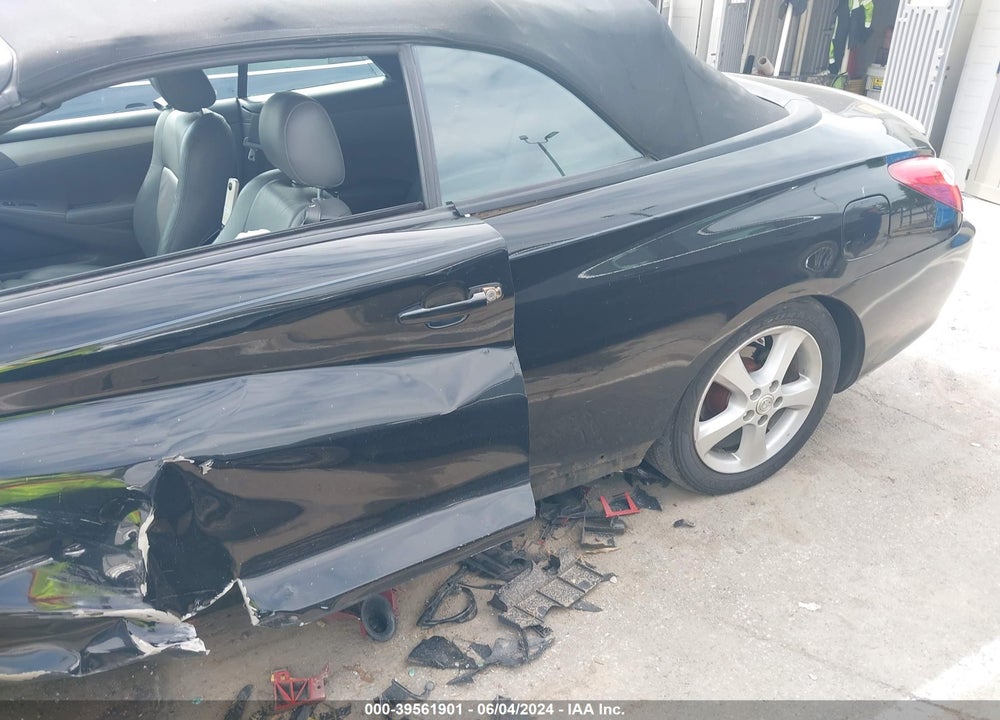2004 TOYOTA CAMRY SOLARA SE VIN: 4T1FA38P04U039059