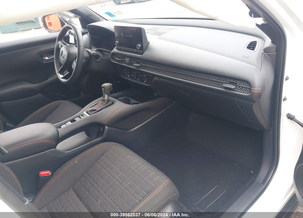 2024 HONDA HR-V AWD SPORT/AWD SPORT W/O BSI VIN: 3CZRZ2H54RM741152