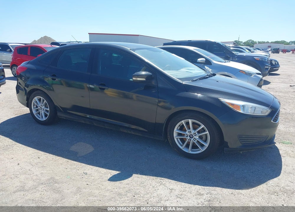 2015 FORD FOCUS SE VIN: 1FADP3F21FL384505